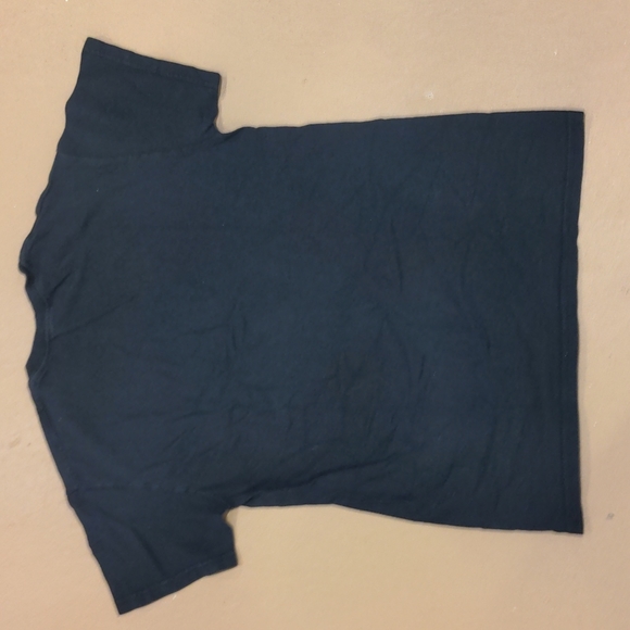 Army tee in good condition size small - Picture 2 of 2